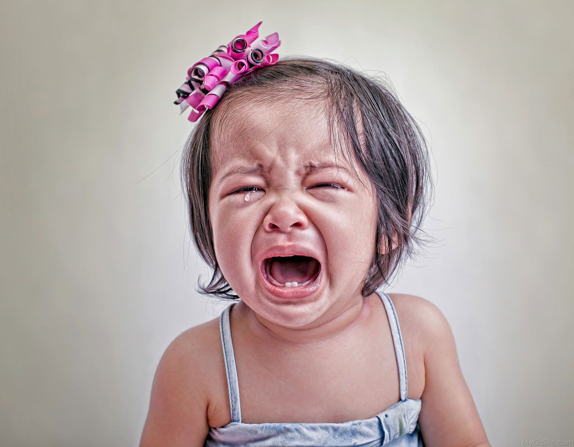 Baby-Girl-Crying.jpg