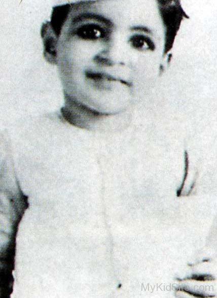 Childhood Picture Of Amitabh Bachchan