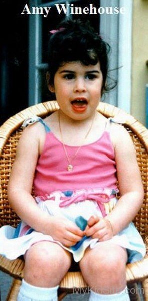 Childhood Picture Of Amy Winehouse