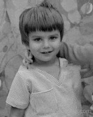 Childhood Picture Of  Imran Abbas