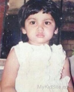 Childhood Picture Of Kumkum Bhagya