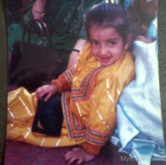 Childhood Picture Of Lovey Sasan