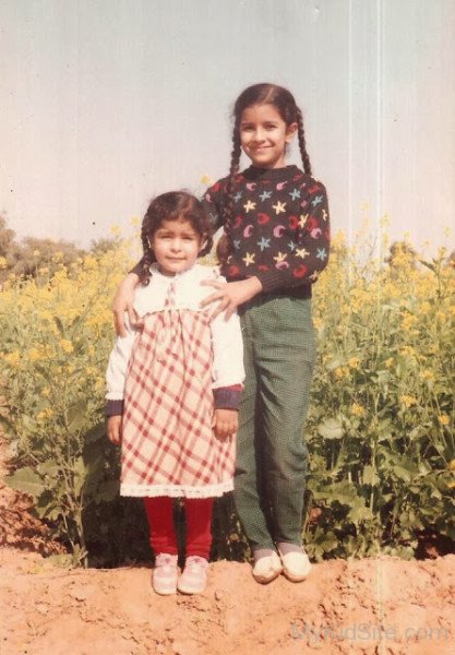 Childhood Picture Of Nimrat Kaur