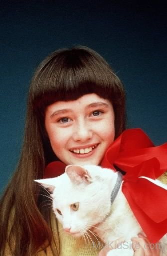 Childhood Picture Of Shannen Doherty