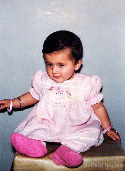 Childhood Picture Of Taapsee Pannu