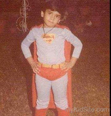 Childhood Picture Of Tusshar Kapoor