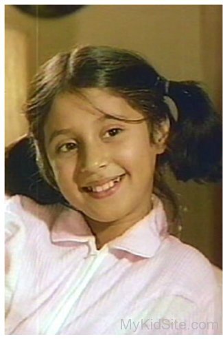 Childhood Picture Of Urmila Matondkar
