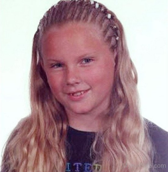 Childhood Pictures Of Taylor Swift