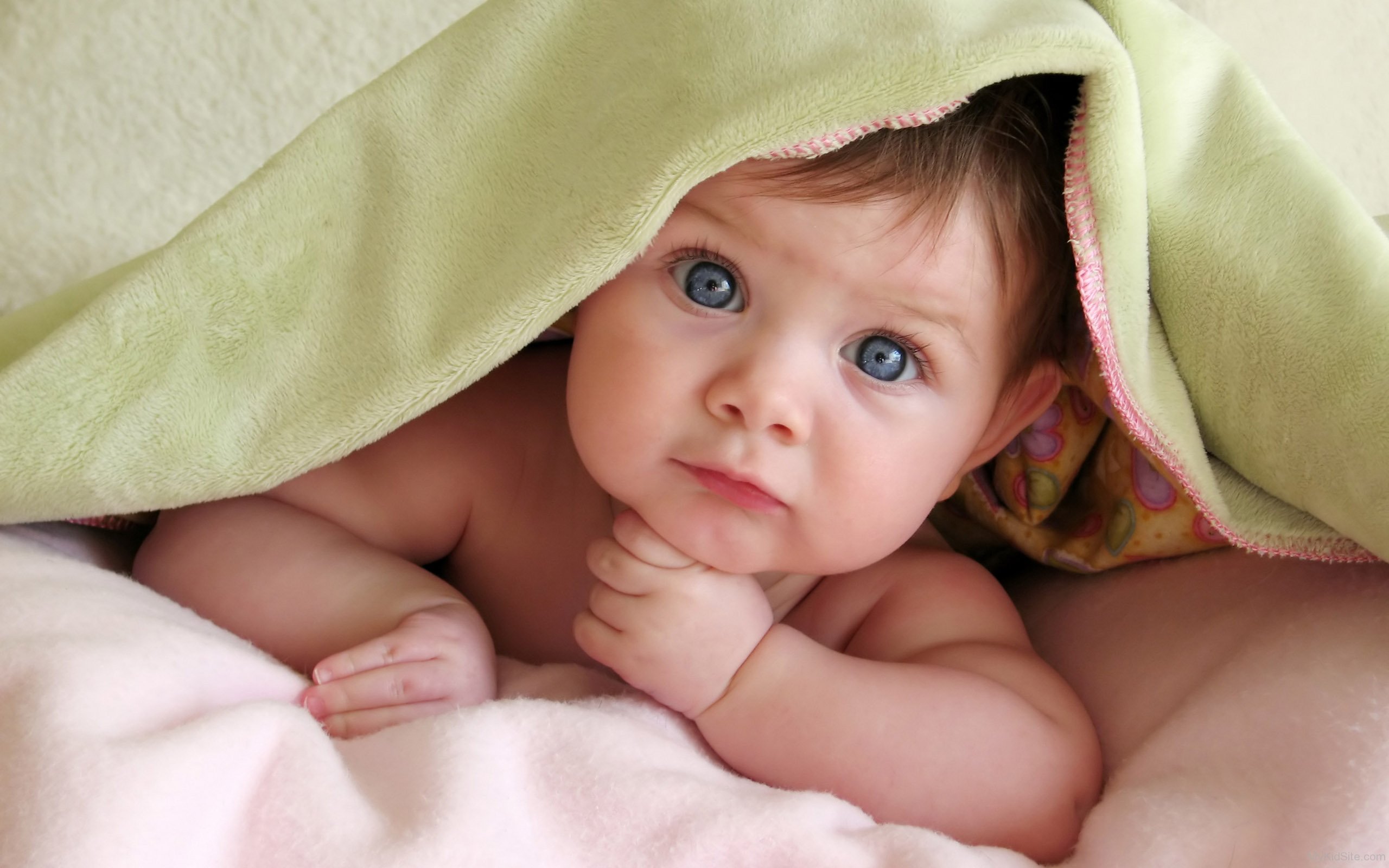 Baby boy with blue hair and big eyes - wide 9