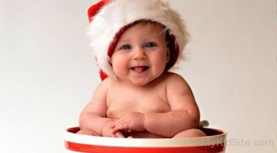 Cute Baby Boy In Red Cap-MK456042