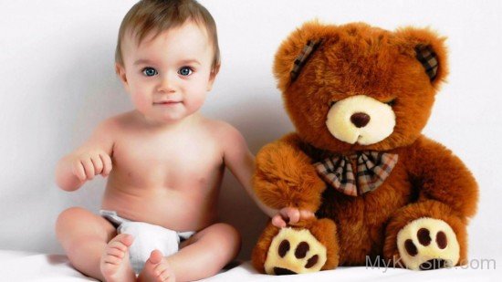 Cute Baby Boy With Brown Teddy-MK456057
