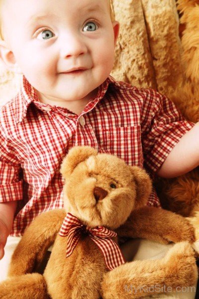Cute Baby Boy With Teddy-MK456059