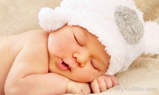 Cute Little Baby Boy Sleeping-MK12344