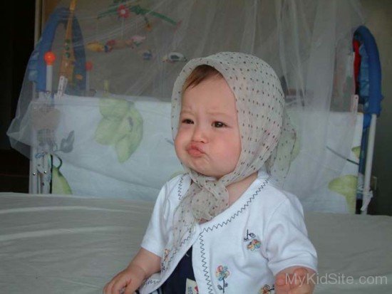 Cutest Baby Girl Wearing White Scarf-MK12323