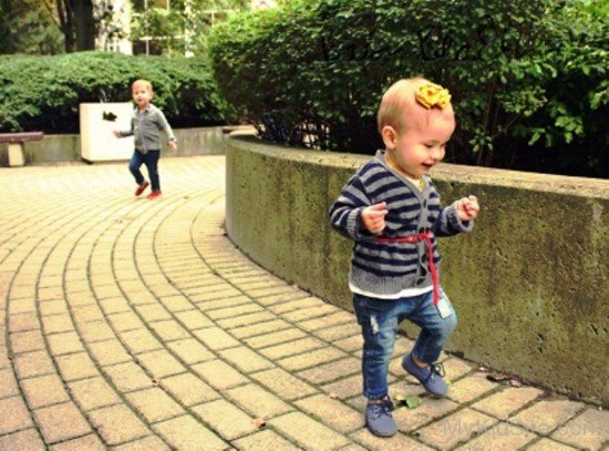 Dashing Boy Playing In Park-Sn12326