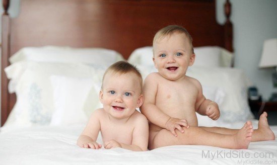 Laughing Twins Babies