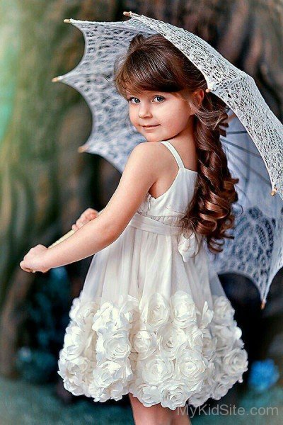 Sweet Girl Wearing  White Frock-MK123