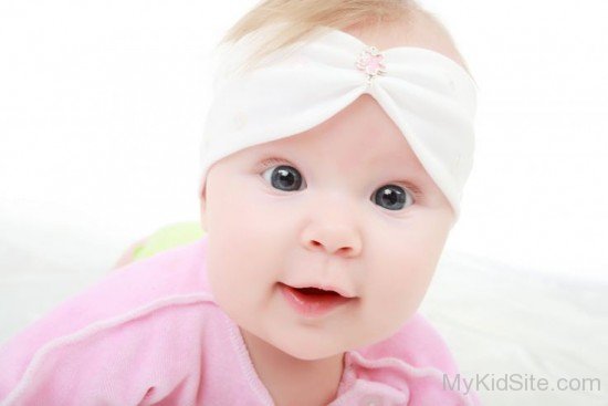 Cute Baby In Pink Dress -kd71