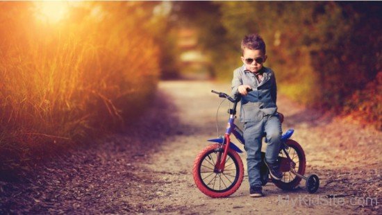 Boy And Bicycle-cu121