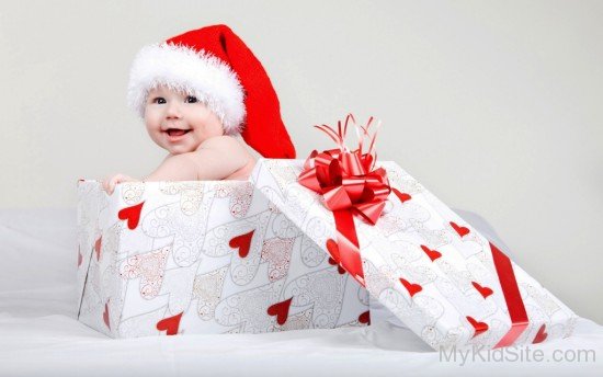 Christmas Baby Gift Box-cu145