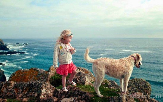 Girl & Dog on Sea-cu187