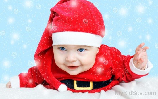 Little Boy Santa-cu264